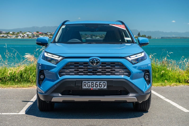 2025 Toyota RAV4 GXL Ready to go image 3