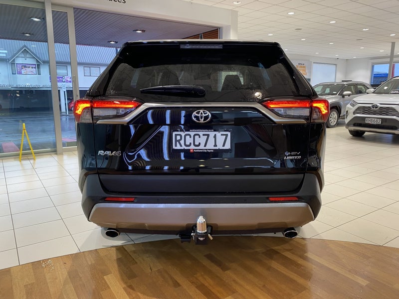 2025 Toyota RAV4 Limited 2.5 Ltr Hybrid AWD image 5