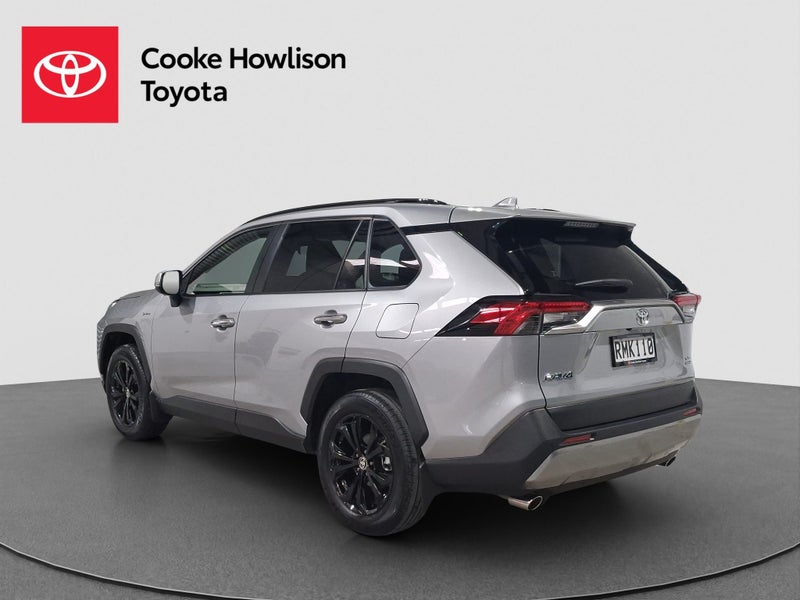 2025 Toyota RAV4 Limited 2.5L Hybrid AWD image 5