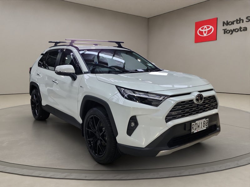 2025 Toyota RAV4 Limited 2.5L Hybrid AWD SUV image 1