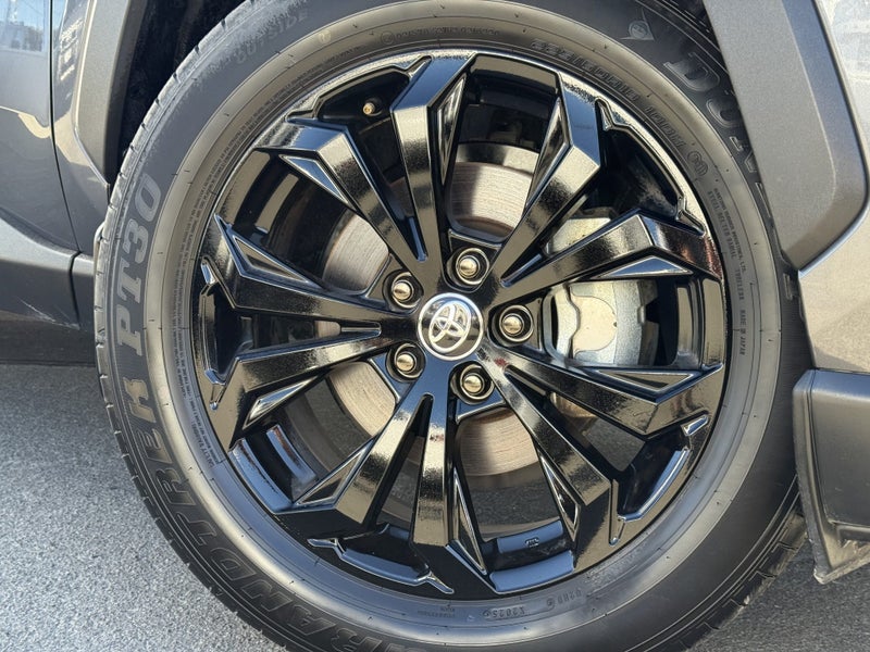 2025 Toyota RAV4 Limited 2.5P HV ECVT image 3
