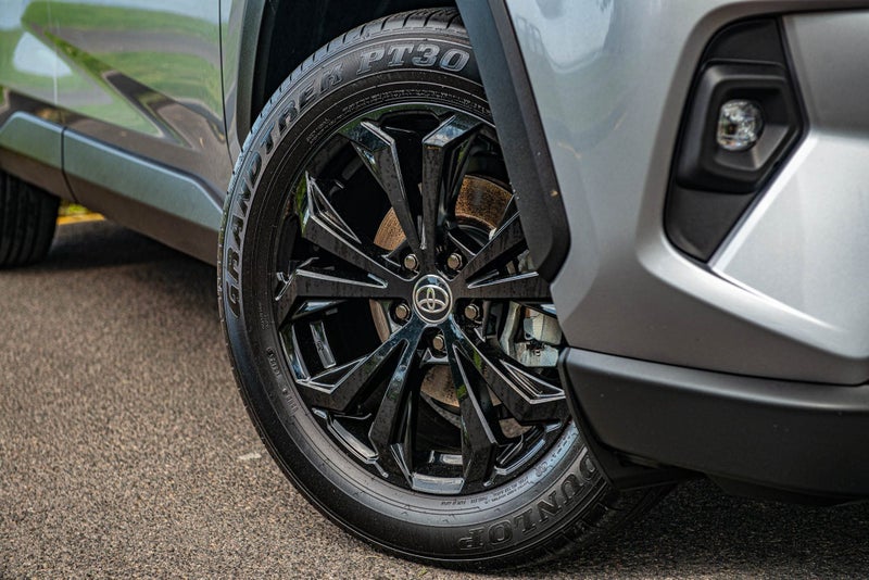 2025 Toyota RAV4 Limited 2.5P HV ECVT AWD image 4