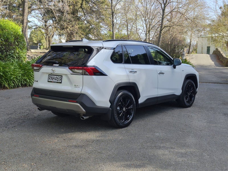 2025 Toyota RAV4 Limited 2.5P HV ECVT AWD (AHAG... image 3