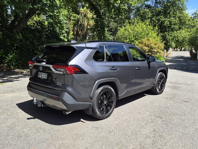 2025 Toyota RAV4 Limited 2.5P HV ECVT AWD (AHAG... image 3
