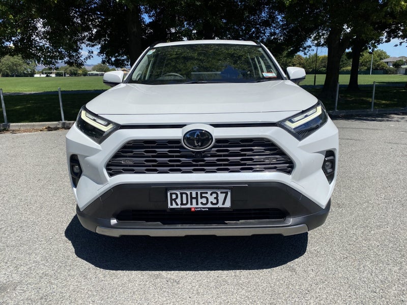 2025 Toyota RAV4 Limited 2.5P HV ECVT AWD SUV image 2