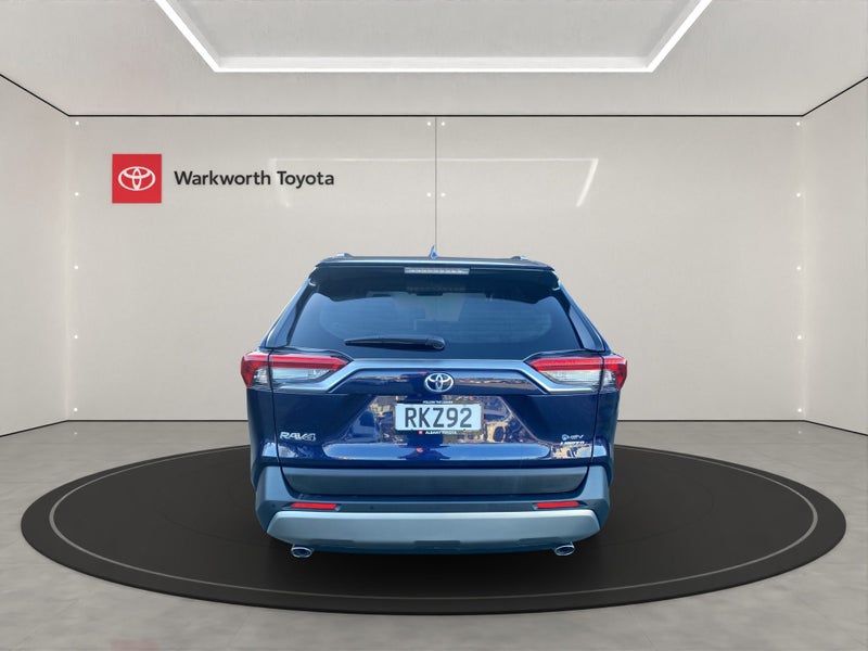 2025 Toyota RAV4 Limited 2.5P HV ECVT AWD SUV/5... image 5