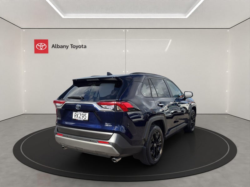 2025 Toyota RAV4 Limited 2.5P HV ECVT AWD SUV/5... image 3
