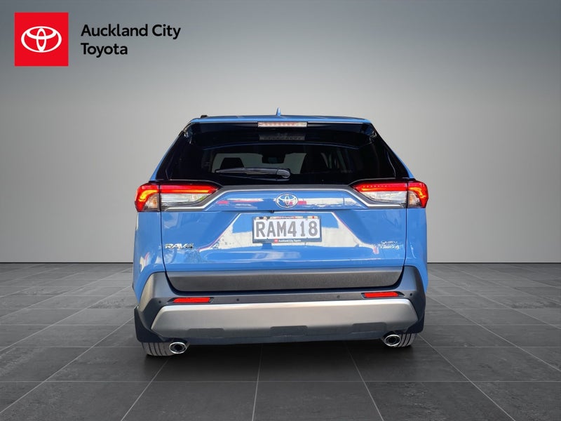 2025 Toyota RAV4 Limited 2.5P HV ECVT AWD SUV/5... image 4