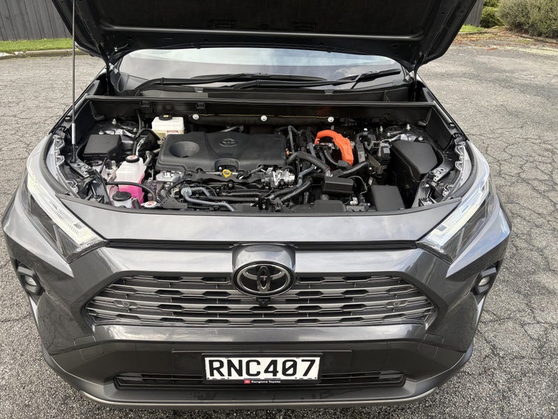 2025 Toyota RAV4 Limited 2.5P HV ECVT AWD SUV/5... image 5