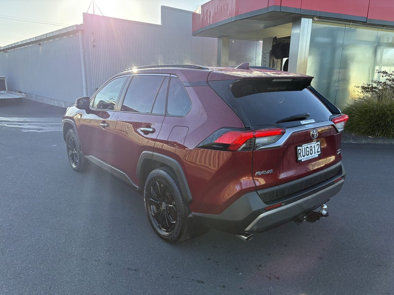 2025 Toyota RAV4 Limited 2.5P HV ECVT AWD SUV/5... image 5