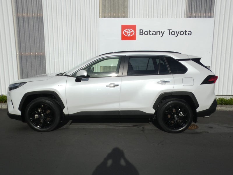 2025 Toyota RAV4 Limited 2.5P HV ECVT AWD SUV/5... image 4