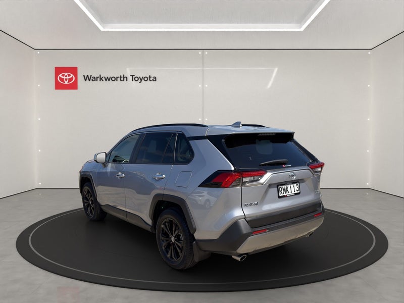 2025 Toyota RAV4 Limited 2.5P HV ECVT AWD SUV/5... image 5