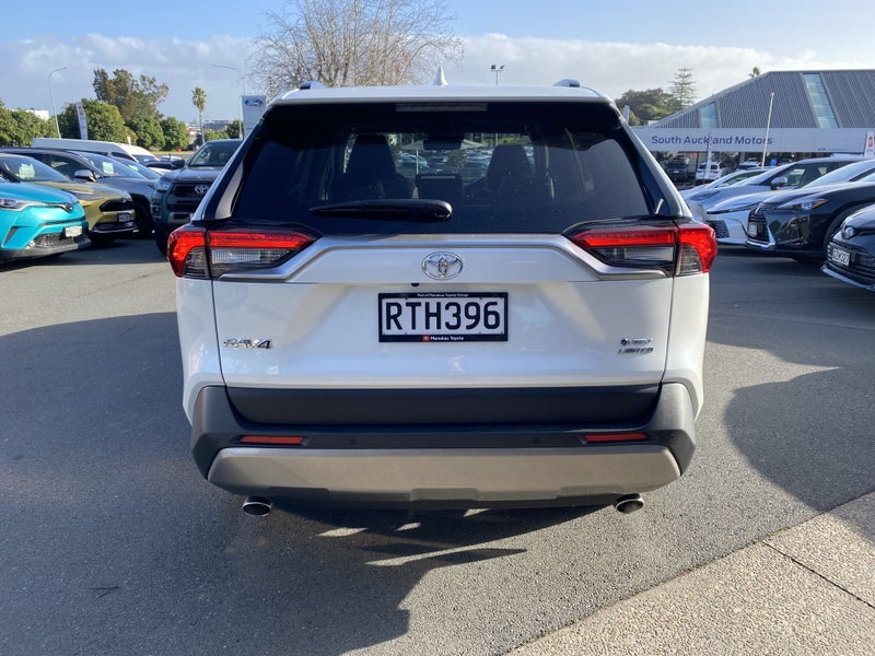2025 Toyota RAV4 Limited 2.5P Hybrid image 3