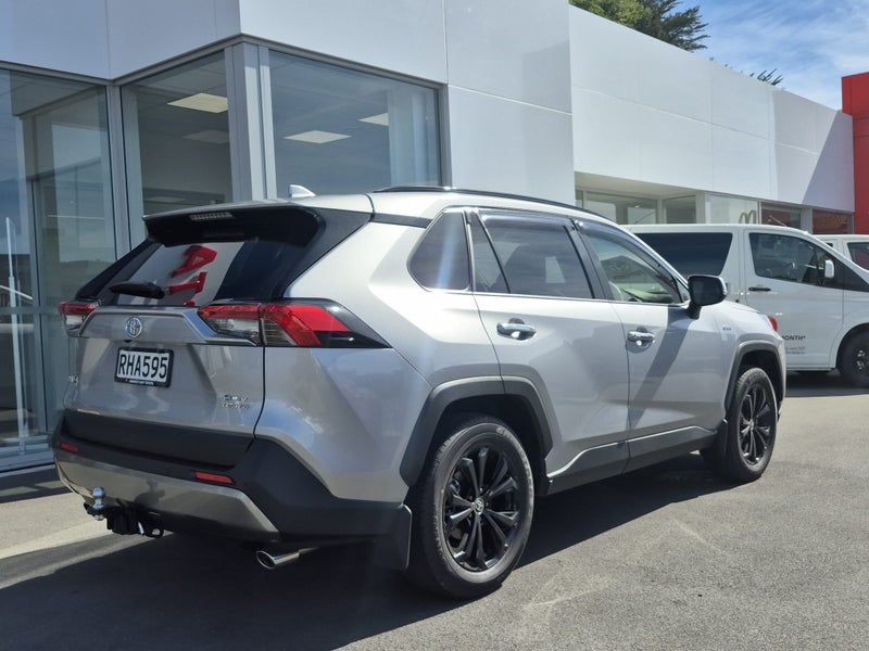 2025 Toyota RAV4 Limited 2.5P HYBRID 4WD Auto image 3