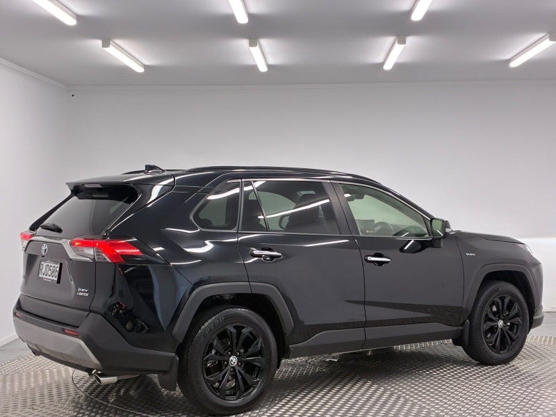 2025 Toyota RAV4 Limited 2.5P Hybrid image 3