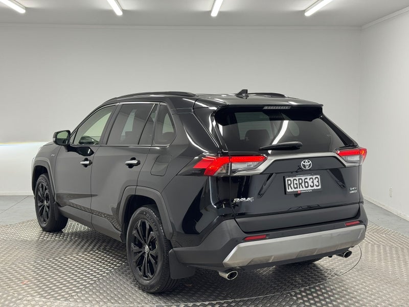 2025 Toyota RAV4 Limited 2.5P HYBRID AWD image 5