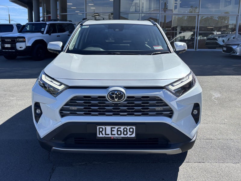 2025 Toyota RAV4 Limited 2.5P Hybrid AWD image 2