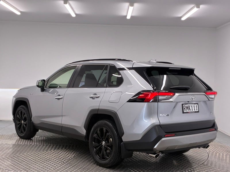2025 Toyota RAV4 Limited 2.5P HYBRID AWD image 5