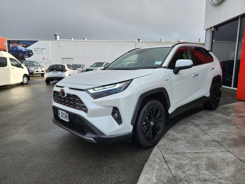 2025 Toyota RAV4 Limited 2.5P Hybrid AWD Automa... image 3