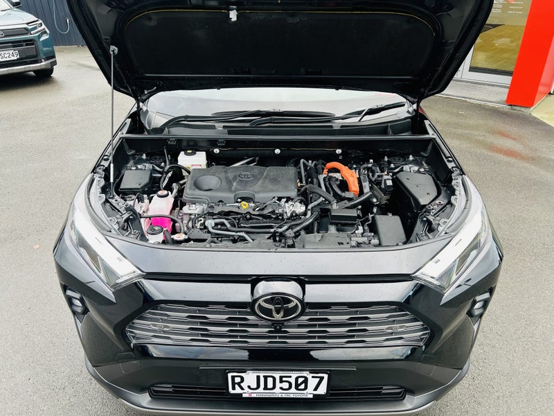 2025 Toyota RAV4 Limited 2.5P Hybrid AWD Automa... image 3