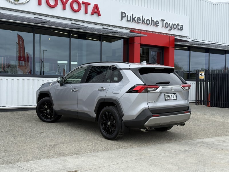 2025 Toyota RAV4 Limited 2.5P HYBRID AWD SUV -... image 5