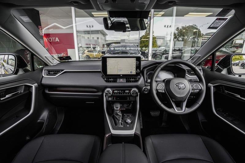 2025 Toyota RAV4 Limited 2.5P Hybrid AWD SUV/5D/5S image 2