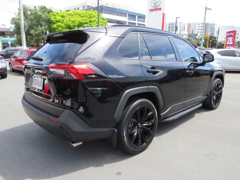 2025 Toyota RAV4 Limited 2.5P Hybrid ECVT AWD SUV image 4