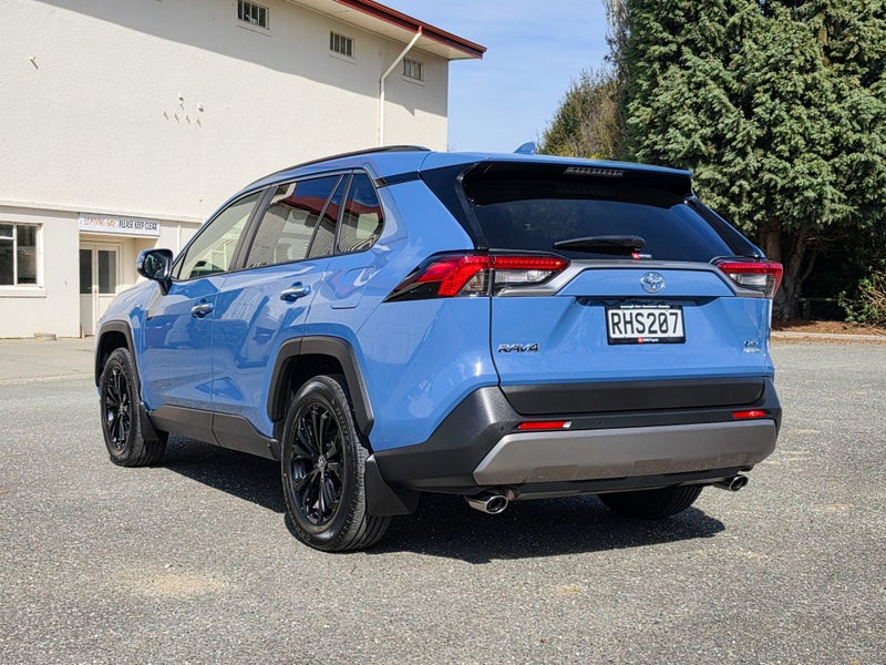 2025 Toyota RAV4 Limited Hybrid AWD image 5