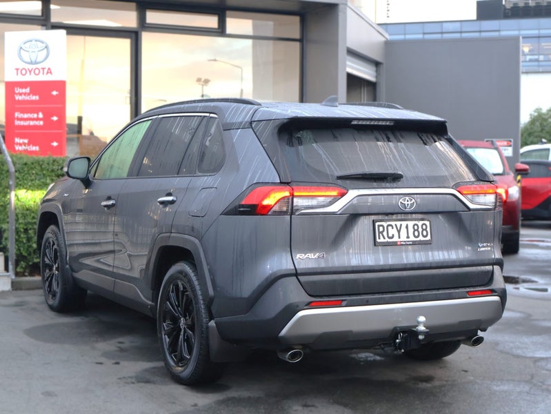 2025 Toyota RAV4 Limited HYBRID AWD/4WD, Leather image 5