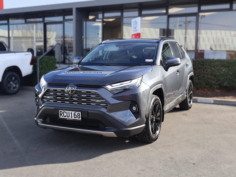 2025 Toyota RAV4 LIMITED HYBRID AWD/4WD, Leather image 3