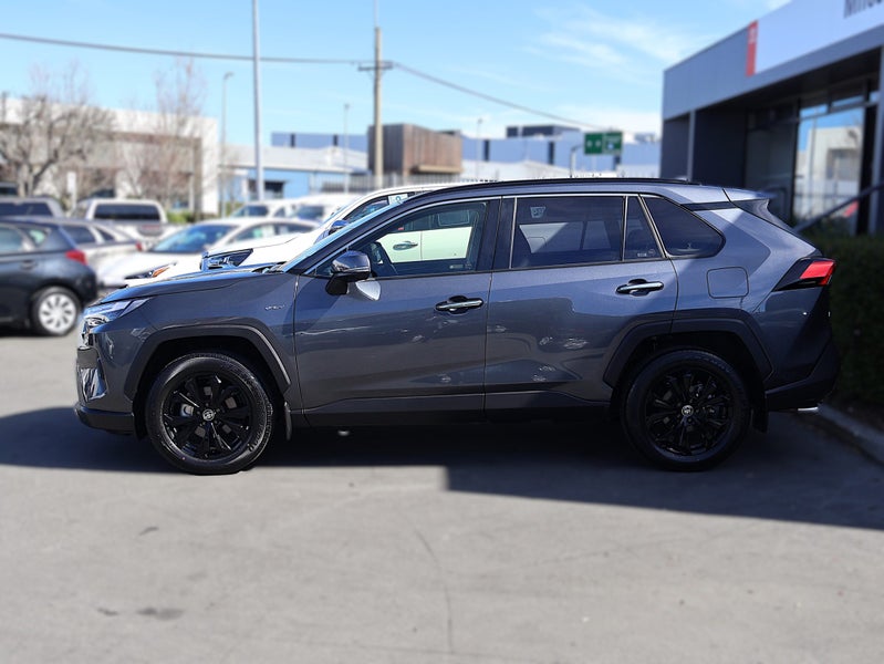 2025 Toyota RAV4 Limited HYBRID AWD/4WD, Leather image 4