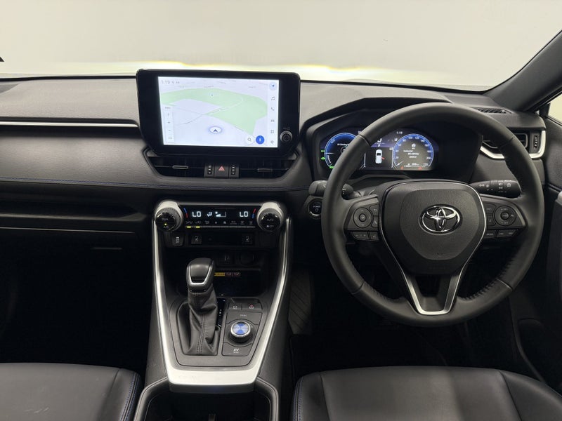 2025 Toyota RAV4 XSE image 4