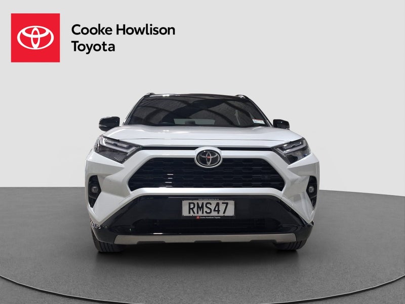 2025 Toyota RAV4 XSE 2.5L Hybrid image 2