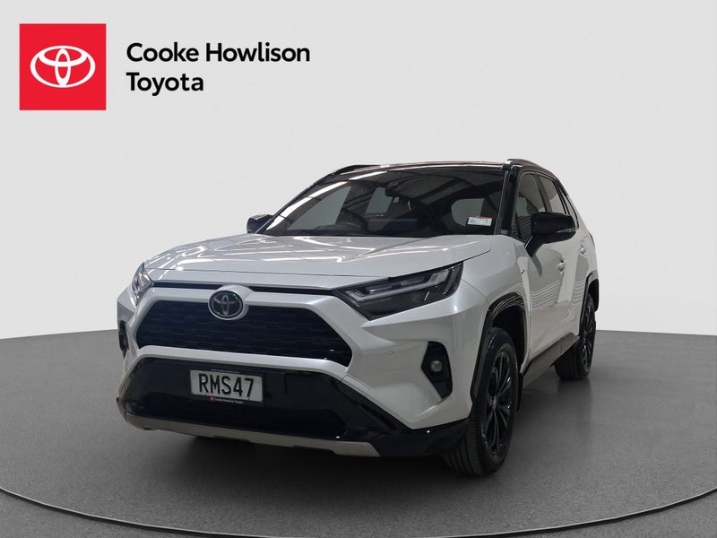 2025 Toyota RAV4 XSE 2.5L Hybrid image 3