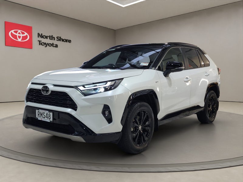 2025 Toyota RAV4 XSE 2.5L Hybrid AWD SUV image 3