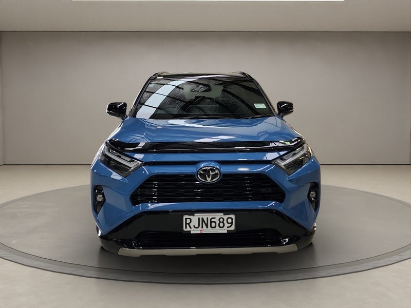 2025 Toyota RAV4 XSE 2.5L Hybrid AWD SUV image 2