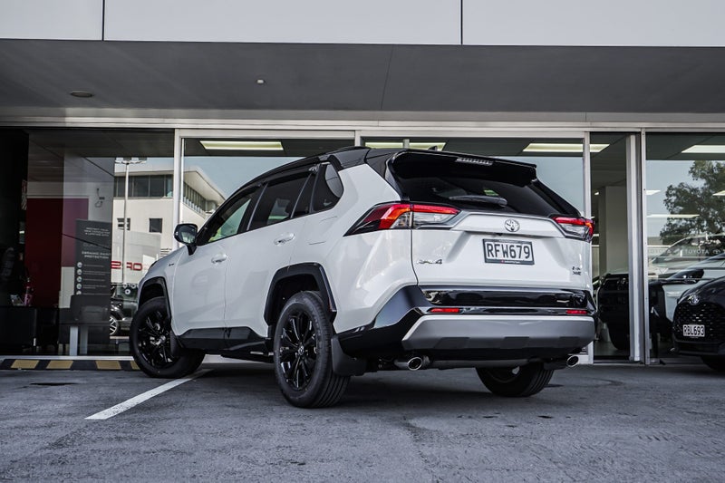 2025 Toyota RAV4 XSE 2.5L HYBRID SUV AWD image 3