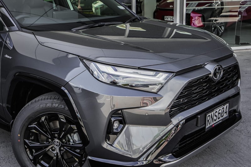 2025 Toyota RAV4 XSE 2.5P HV ECVT AWD SUV/5D/5S image 5
