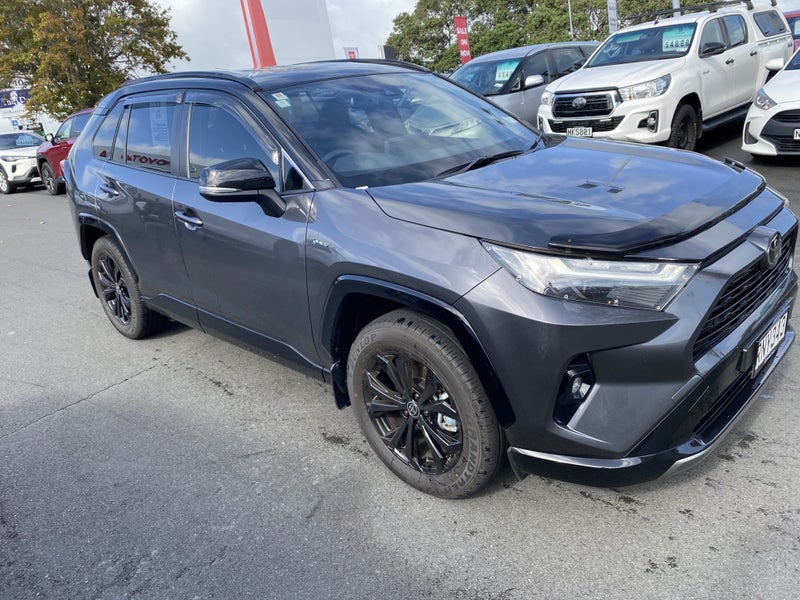 2025 Toyota RAV4 XSE 2.5P HV ECVT AWD SUV/5D/5S... image 2