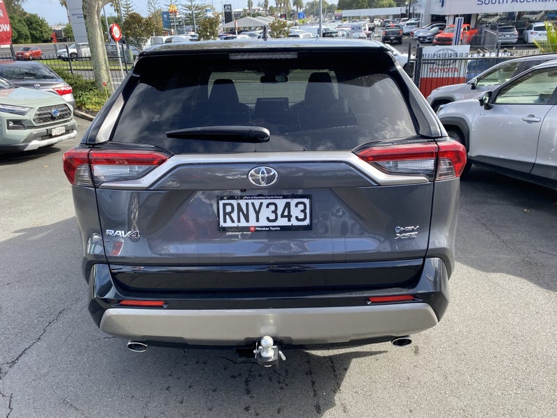 2025 Toyota RAV4 XSE 2.5P HV ECVT AWD SUV/5D/5S... image 3