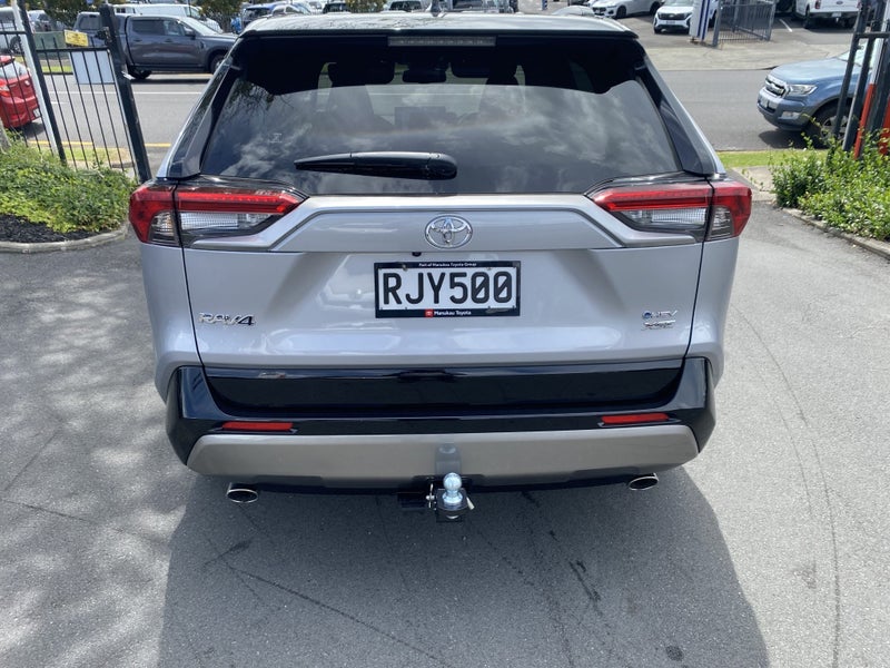 2025 Toyota RAV4 XSE 2.5P HV ECVT AWD SUV/5D/5S image 3