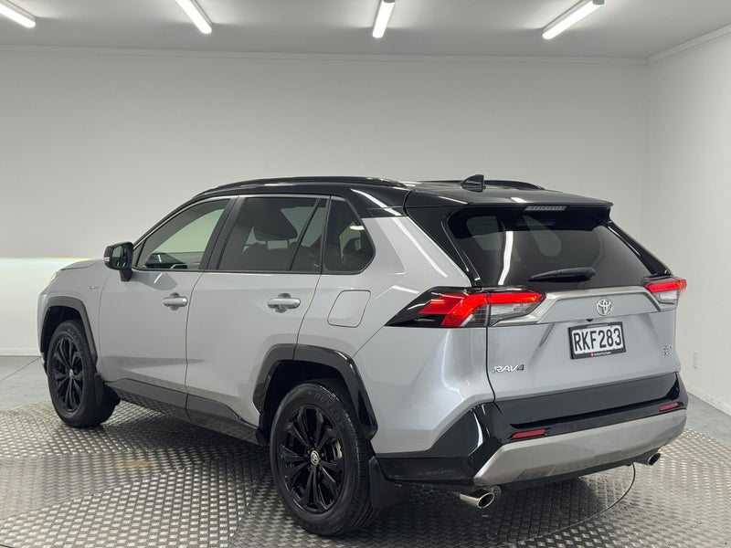 2025 Toyota RAV4 XSE 2.5P Hybrid AWD image 5