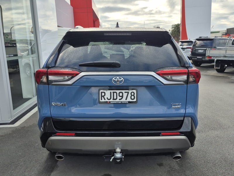 2025 Toyota RAV4 XSE 2.5P HYBRID AWD Auto image 4