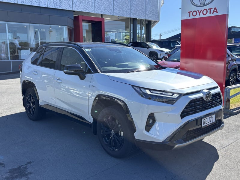 2025 Toyota RAV4 XSE 2.5P Hybrid AWD Auto image 1