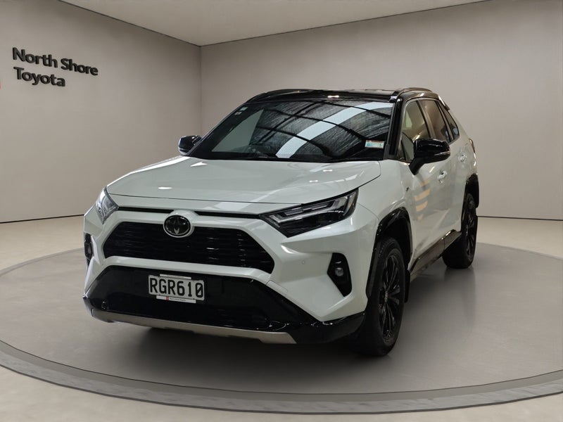 2025 Toyota RAV4 XSE 2.5P Hybrid AWD SUV image 3