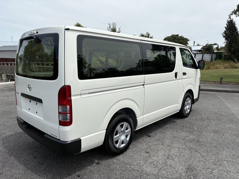 2025 Toyota Regius Ace 2.8D DX GL Package Van 4... image 5