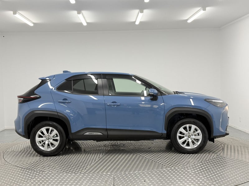 2025 Toyota Yaris Cross 1.5 Hybrid G image 2