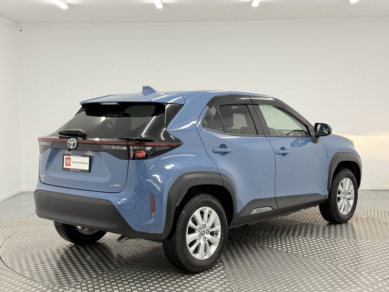 2025 Toyota Yaris Cross 1.5 Hybrid G image 3