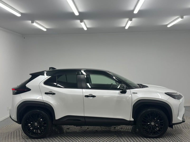 2025 Toyota Yaris Cross Cross 1.5 Hybrid Z Urbano image 2