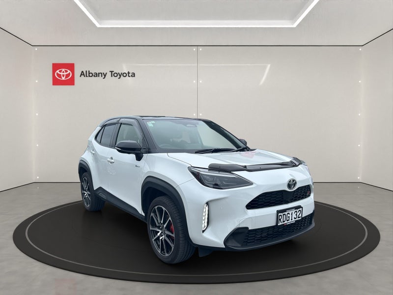 2025 Toyota Yaris Cross Cross GR Sport 1.5P HEV... image 1